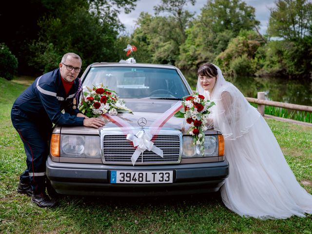 Le mariage de Sébastien et Audrey à Saint-Aigulin, Charente Maritime 9