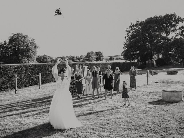 Le mariage de Sébastien et Audrey à Saint-Aigulin, Charente Maritime 12