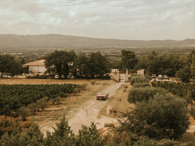 Le mariage de Armand et Laetitia à Trets, Bouches-du-Rhône 6