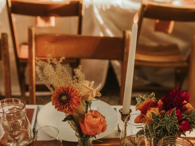 Le mariage de Armand et Laetitia à Trets, Bouches-du-Rhône 14