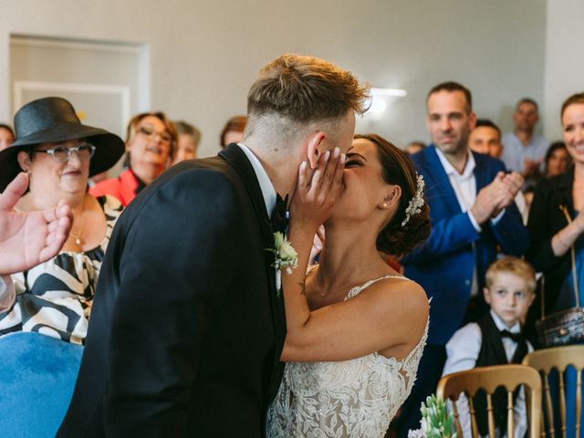 Le mariage de Maxime et Aline à Saint-Sulpice-de-Faleyrens, Gironde 71