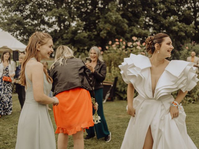 Le mariage de Nicolas et Lauriane à Souvigny, Allier 42