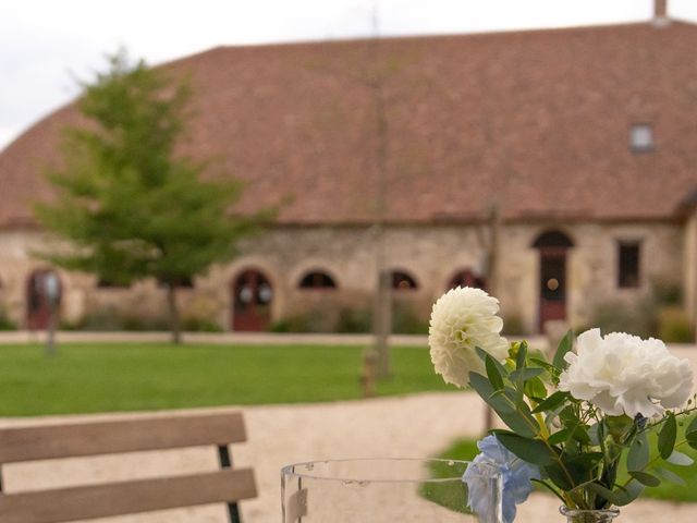 Le mariage de Logan et Manon à Châtillon-sur-Cher, Loir-et-Cher 9