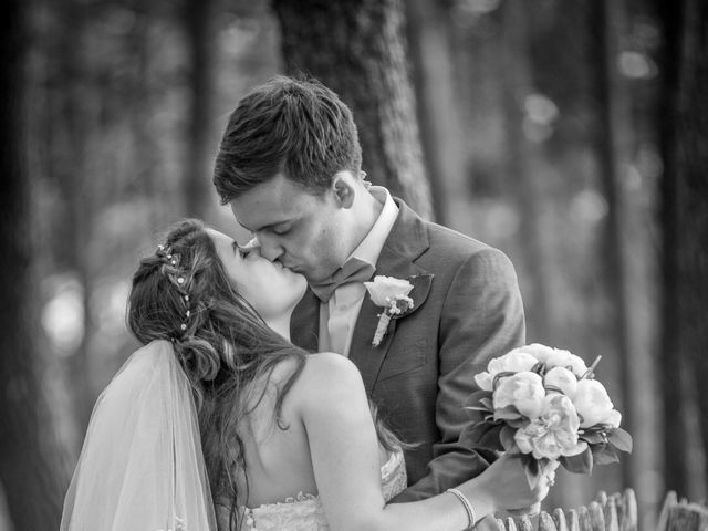 Le mariage de Tchad et Léa à Arcachon, Gironde 36