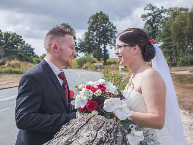 Le mariage de Gael et Camille à Domfront, Orne 11