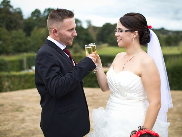 Le mariage de Gael et Camille à Domfront, Orne 19