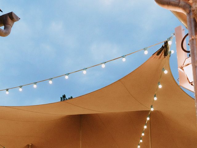 Le mariage de Matthieu et Anne-Charlotte à Saint-Paulet-de-Caisson, Gard 8