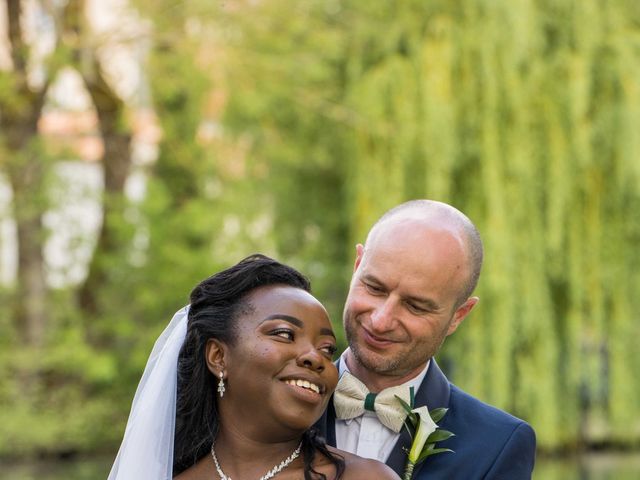 Le mariage de Grégory et Audrey à Lusignan, Vienne 7