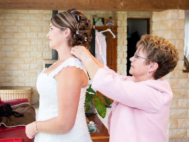 Le mariage de Elise et Julien à Pitres, Eure 13