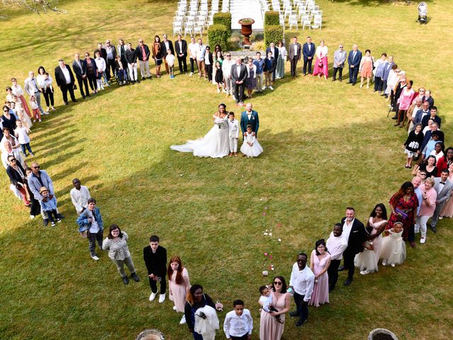 Le mariage de lovely et Frederic à Benest, Charente 12