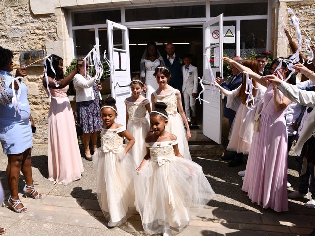 Le mariage de lovely et Frederic à Benest, Charente 41