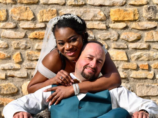 Le mariage de lovely et Frederic à Benest, Charente 53