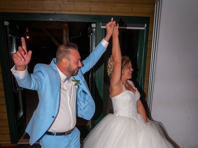 Le mariage de Grégory et Emeline à Montferrat, Isère 27