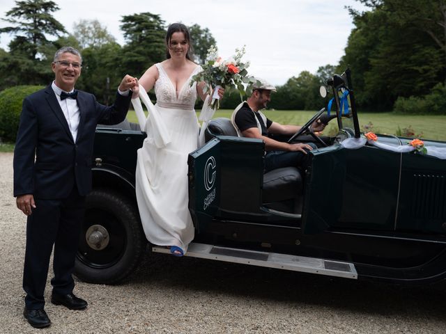Le mariage de Alan et Déborah à Changy, Loire 9