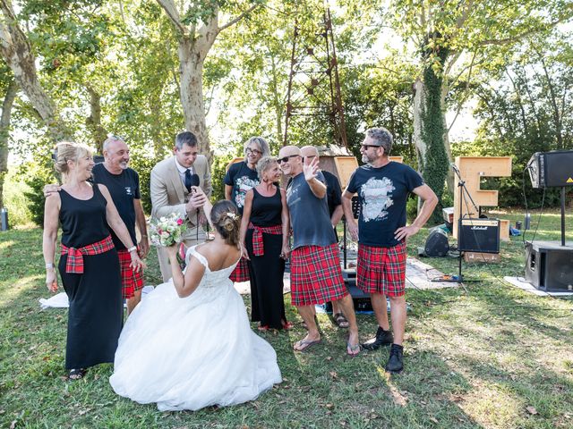 Le mariage de Arthur et Barbara à Nîmes, Gard 25