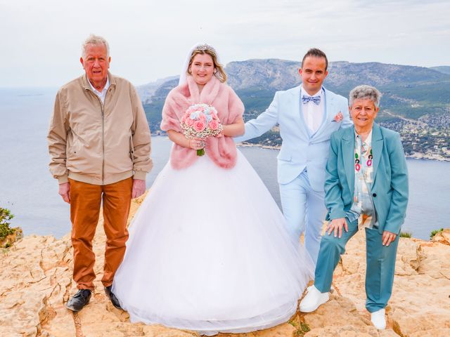 Le mariage de Anthony et Nolwen à Carnoux-en-Provence, Bouches-du-Rhône 10