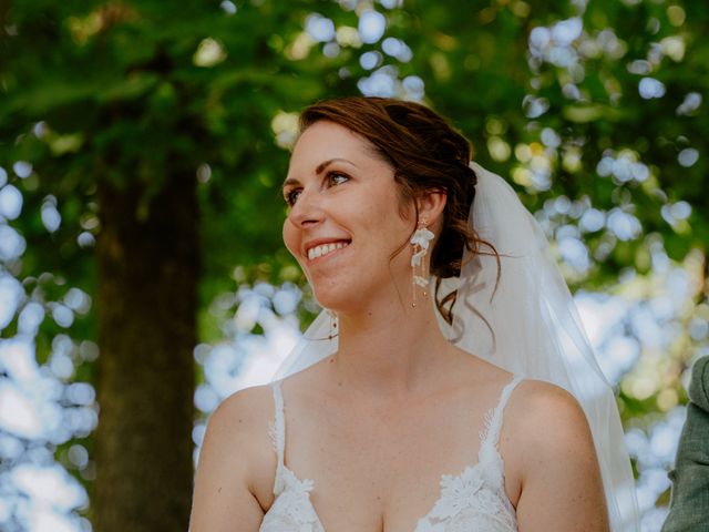 Le mariage de Loïc et Aurélie à Sennecey-le-Grand, Saône et Loire 44