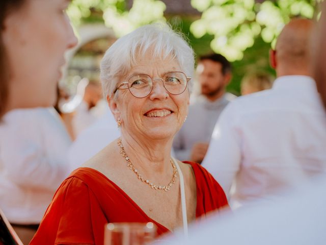 Le mariage de Loïc et Aurélie à Sennecey-le-Grand, Saône et Loire 82