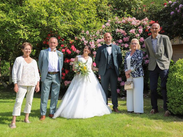 Le mariage de Gaël et Sarah à Plougonven, Finistère 34