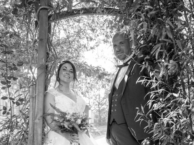 Le mariage de Gaël et Sarah à Plougonven, Finistère 37