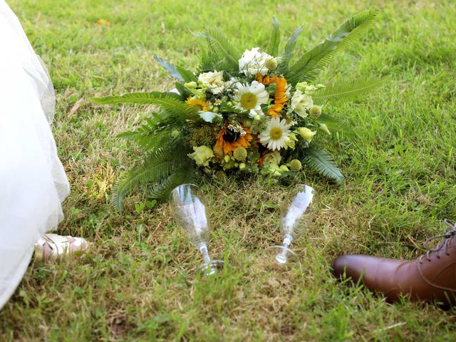 Le mariage de Gaël et Sarah à Plougonven, Finistère 38