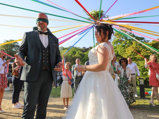 Le mariage de Gaël et Sarah à Plougonven, Finistère 44