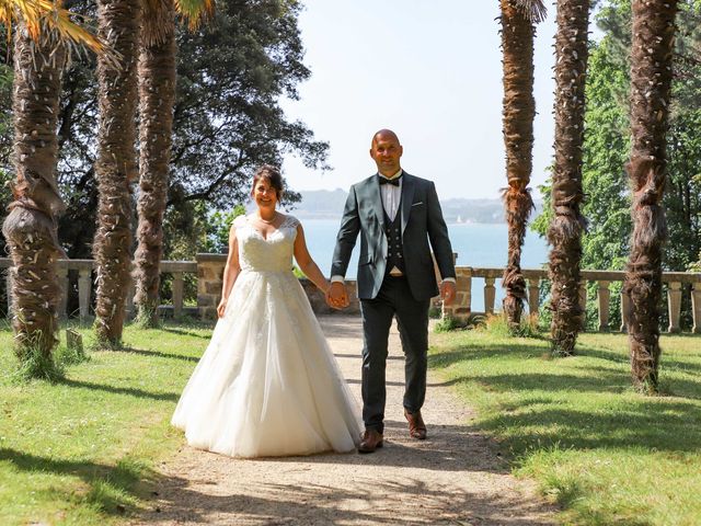 Le mariage de Gaël et Sarah à Plougonven, Finistère 51