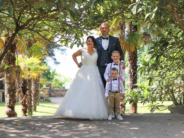 Le mariage de Gaël et Sarah à Plougonven, Finistère 52