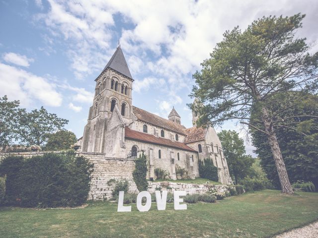 Le mariage de Jonathan et Marion à Morienval, Oise 2