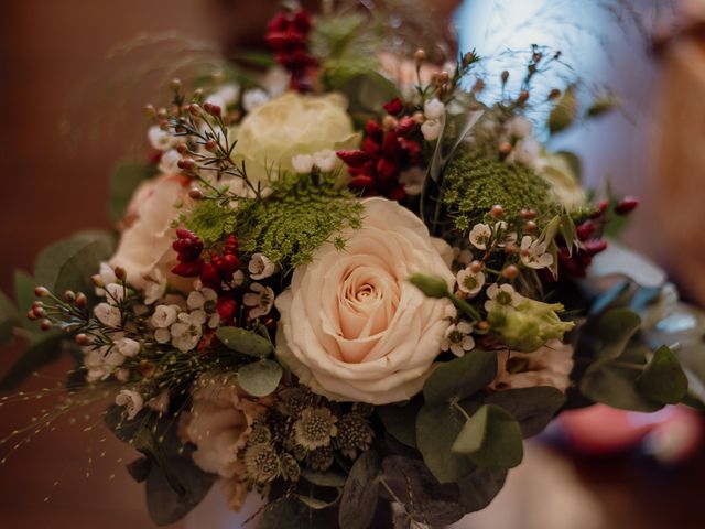 Le mariage de Olivier et Charlotte à Saintes, Charente Maritime 17