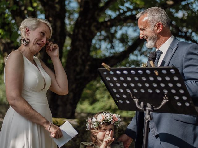 Le mariage de Olivier et Charlotte à Saintes, Charente Maritime 26