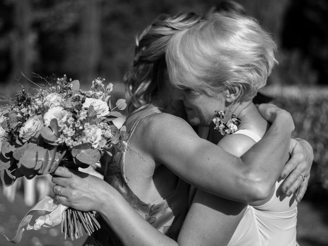 Le mariage de Olivier et Charlotte à Saintes, Charente Maritime 32