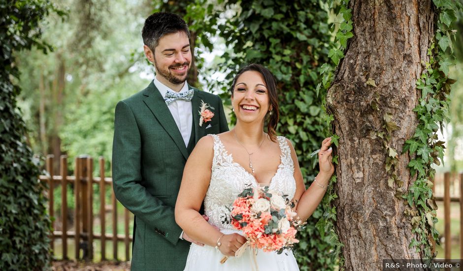 Le mariage de Adam et Camille à Gargenville, Yvelines