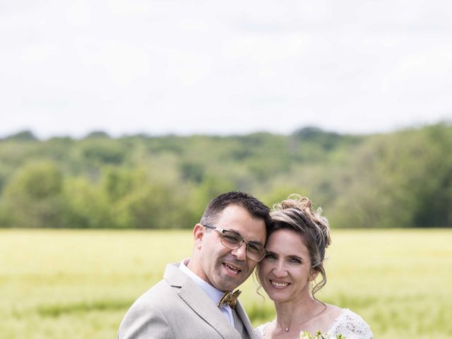 Le mariage de Yohan et Virginie à Chauvigny, Vienne 35