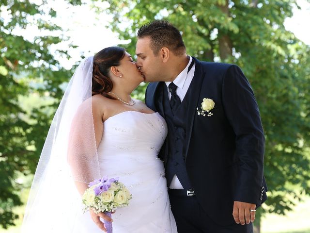 Le mariage de Mickaël et Floriane à Riorges, Loire 3