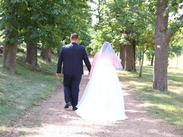 Le mariage de Mickaël et Floriane à Riorges, Loire 4