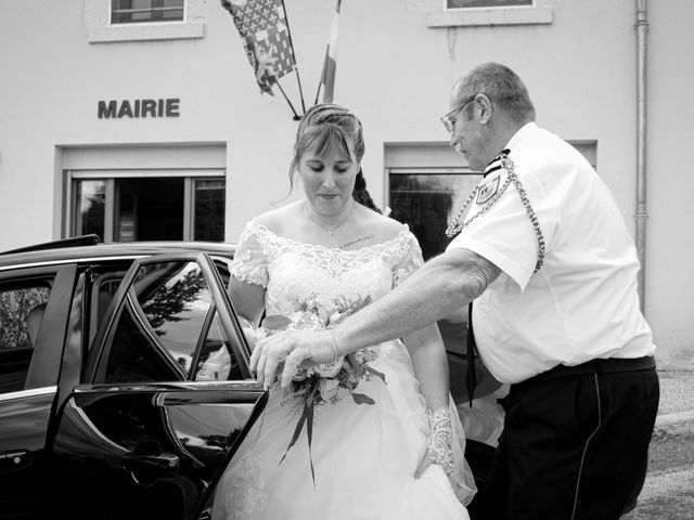 Le mariage de Thibaut et Claire à Beaumotte-lès-Pin, Haute-Saône 32