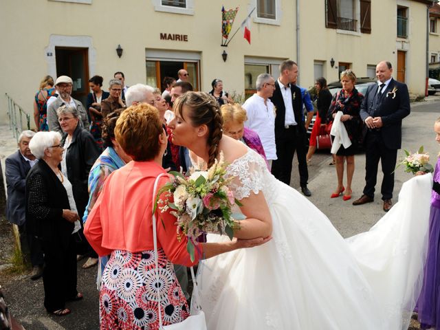 Le mariage de Thibaut et Claire à Beaumotte-lès-Pin, Haute-Saône 40