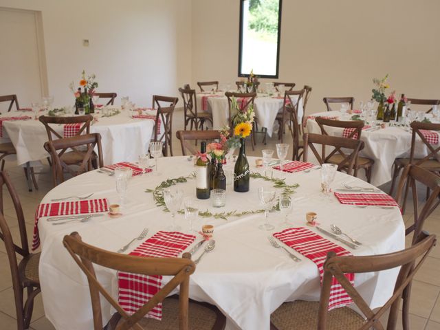 Le mariage de Yoan et Gabrielle à Gavaudun, Lot-et-Garonne 22