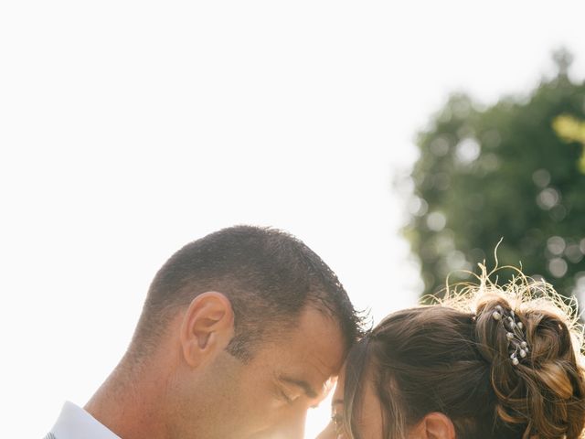 Le mariage de Julien et Adeline à Giroussens, Tarn 14