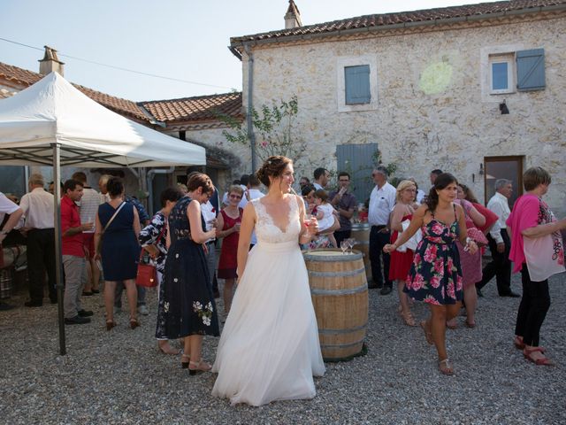 Le mariage de Mathieu et Marie à Sainte-Colombe-de-Villeneuve, Lot-et-Garonne 56