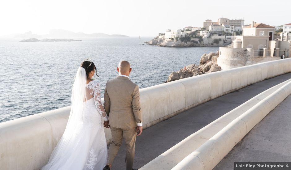 Le mariage de Thibaud et Sarah à Marseille, Bouches-du-Rhône