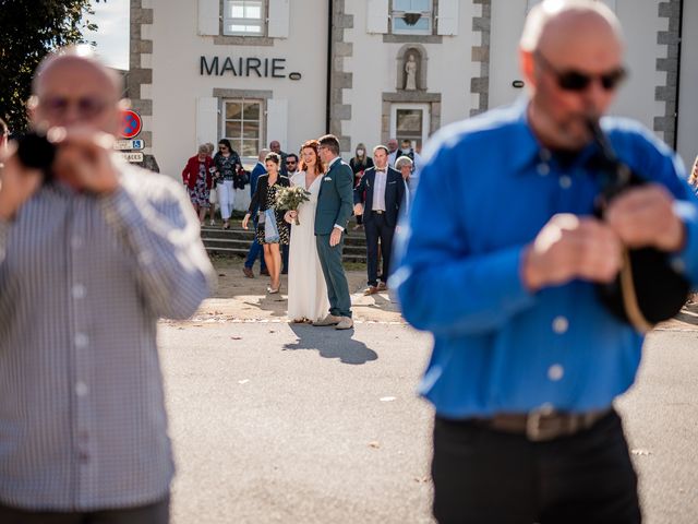 Le mariage de Benoit et Claire à Carhaix-Plouguer, Finistère 18