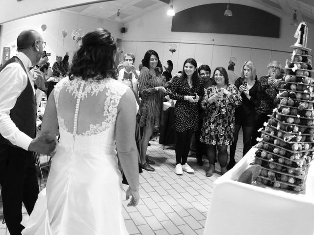 Le mariage de Stéphane et Delphine à Saint-Gilles-Croix-de-Vie, Vendée 12