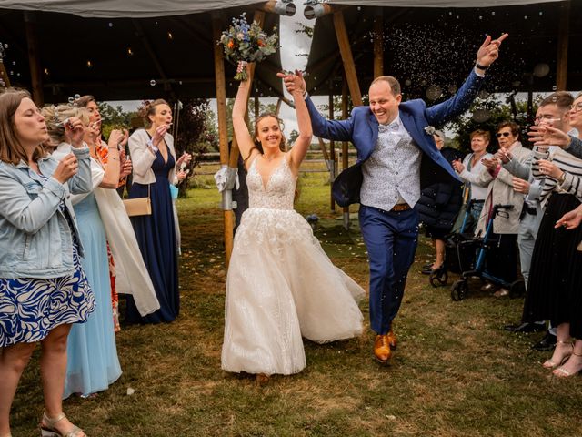 Le mariage de Noemie et Antoine  à Saint-Vigor-le-Grand, Calvados 19