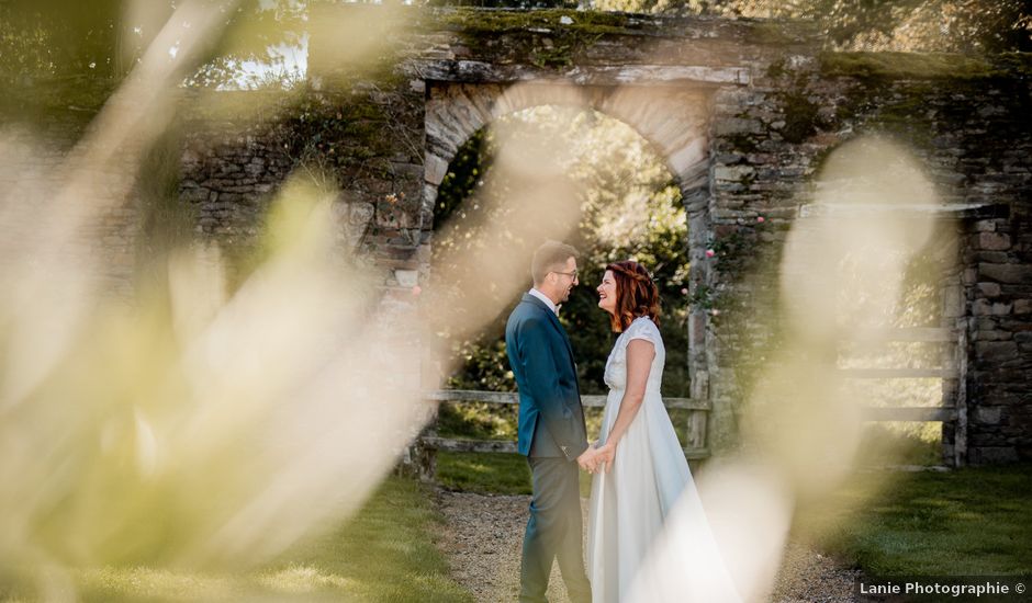 Le mariage de Benoit et Claire à Carhaix-Plouguer, Finistère