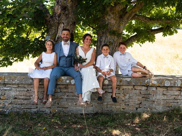 Le mariage de Julien et Sabrina à Beaune, Côte d&apos;Or 17