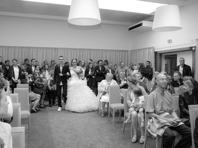Le mariage de julien et virginie à Marcq-en-Baroeul, Nord 23