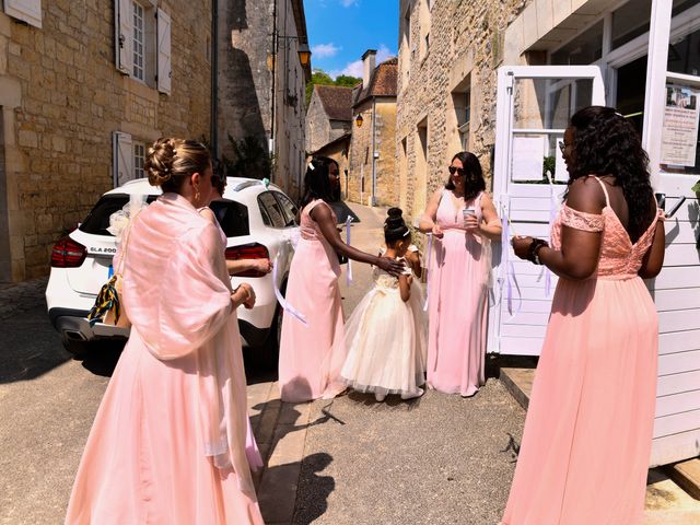 Le mariage de lovely et Frederic à Benest, Charente 59