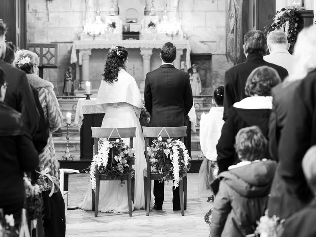 Le mariage de Jonathan et Delphine à Jouy-Mauvoisin, Yvelines 14